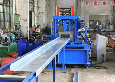 Interchangeable C Z Purlin Roll Forming Machine With Infinitely Adjustable Cutting Dies