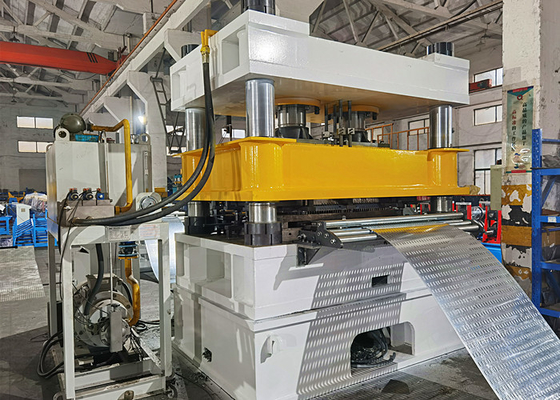 Customized Roll Forming Machine for Hot-dip Galvanised / Powder Coated Steel Perforated Cable Trays